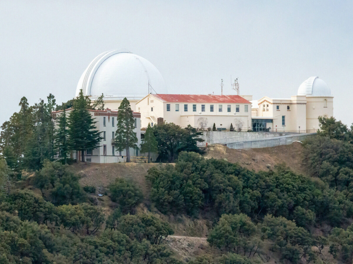 El histórico Observatorio Lick en reparación afecta educación y turismo